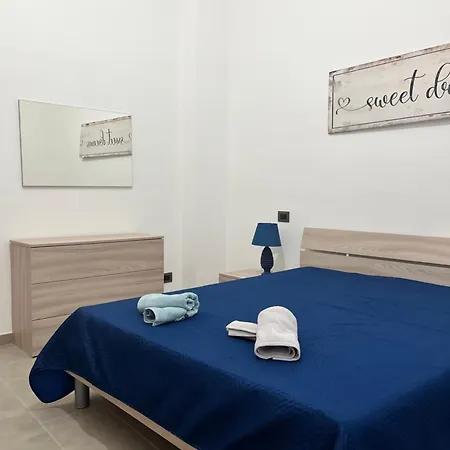 Azzurra Apartment